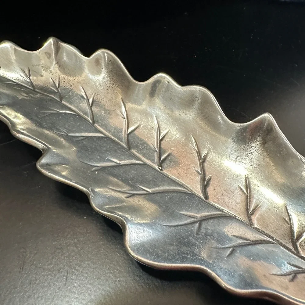 JD Estanhos Portugal Pewter Holly Leaf Trinket Candy‎ Dish Vintage 95% Sn 8.5in